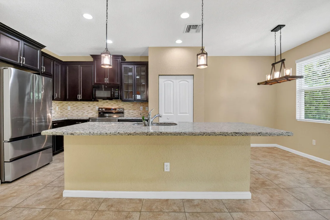 Photo of 6789 Langdon Way