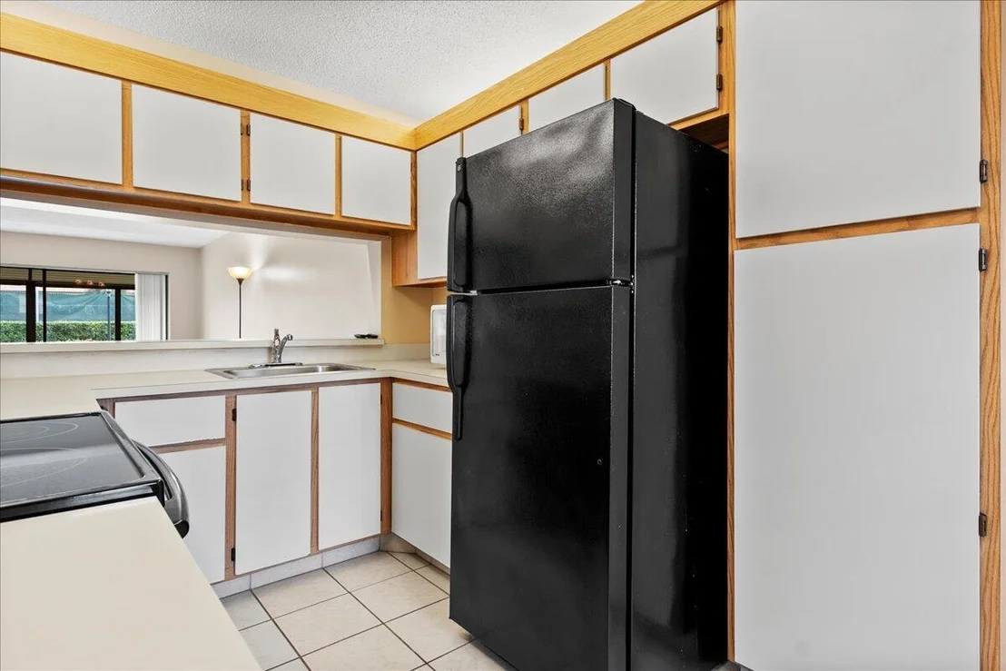 Photo of Unit C at 301 Pinecrest Circle