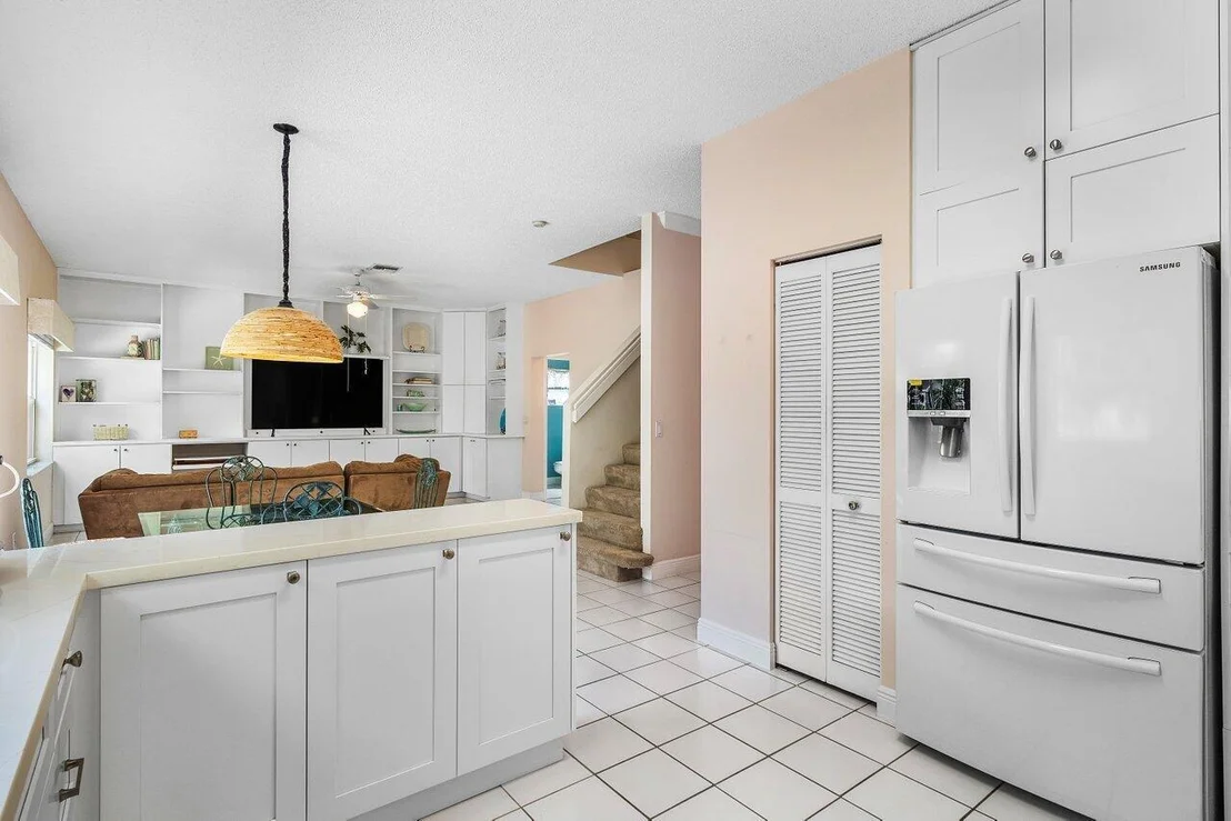 Photo of 6321 Lansdowne Circle