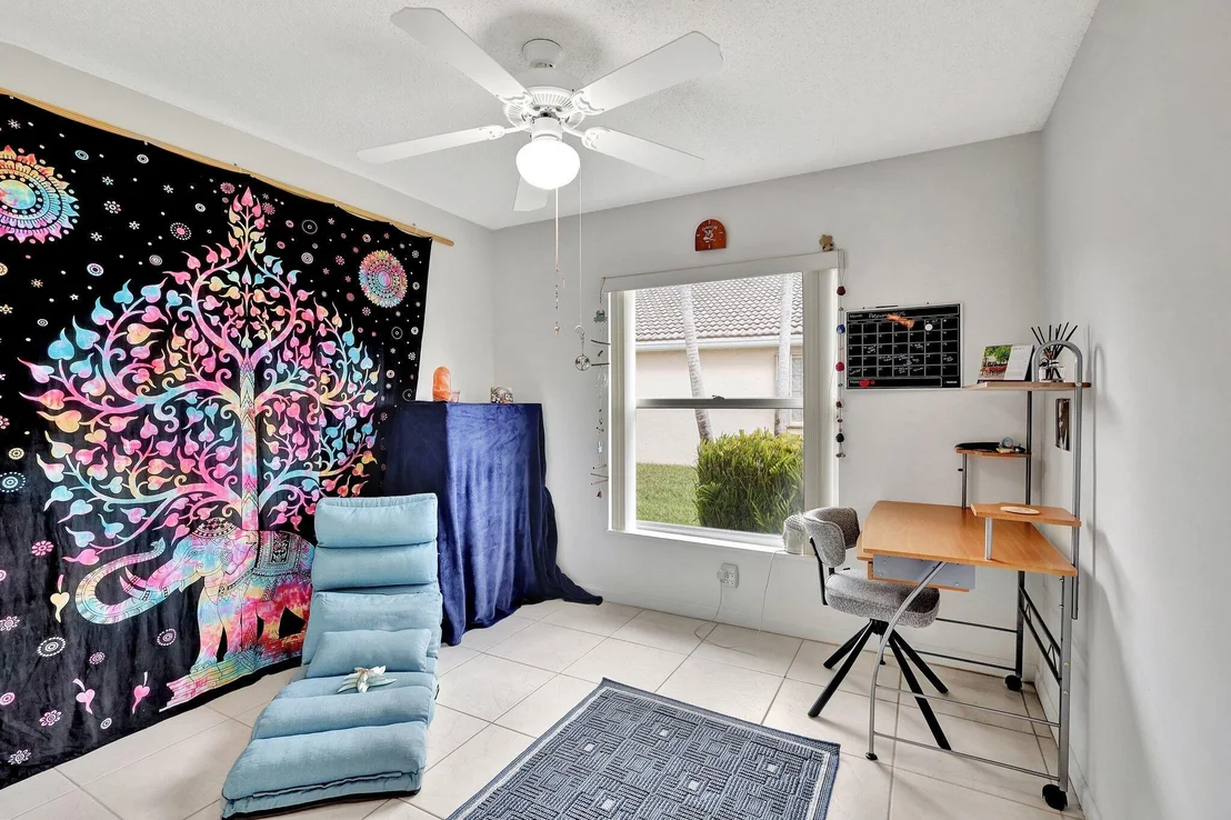 Photo of 8177 Palm Gate Drive