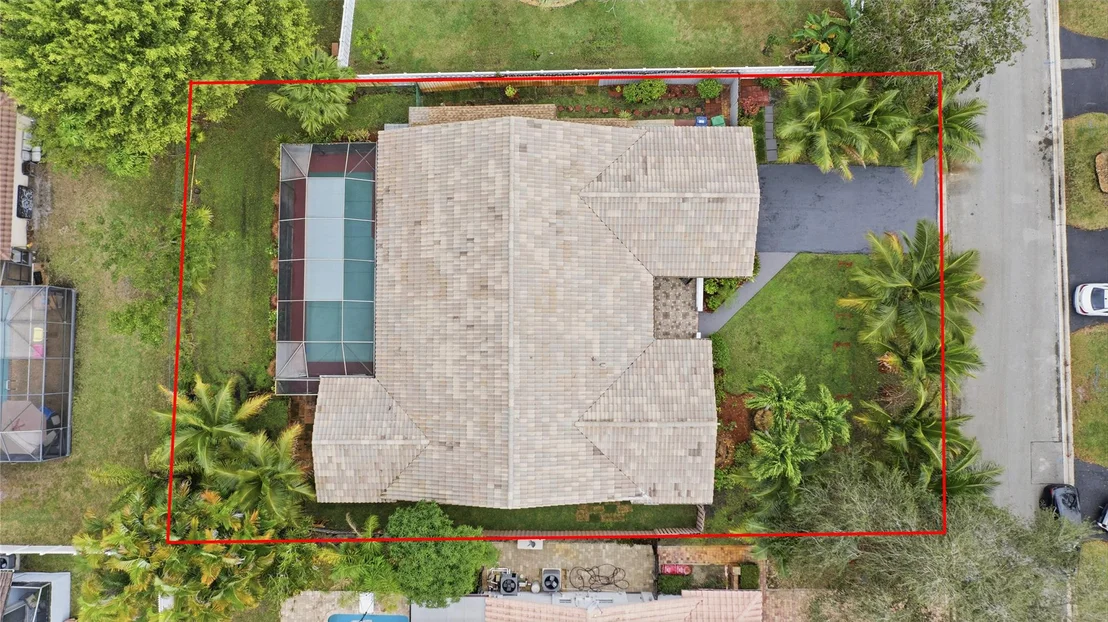 Photo of 10949 NW 1st Manor