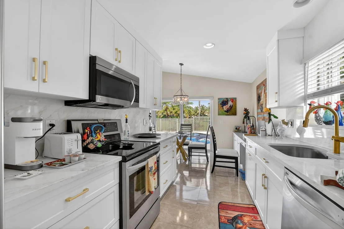 Photo of 11270 Clover Leaf Circle