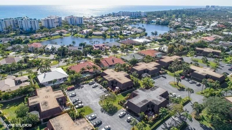 Photo of Unit 18D at 1420 Ocean Way