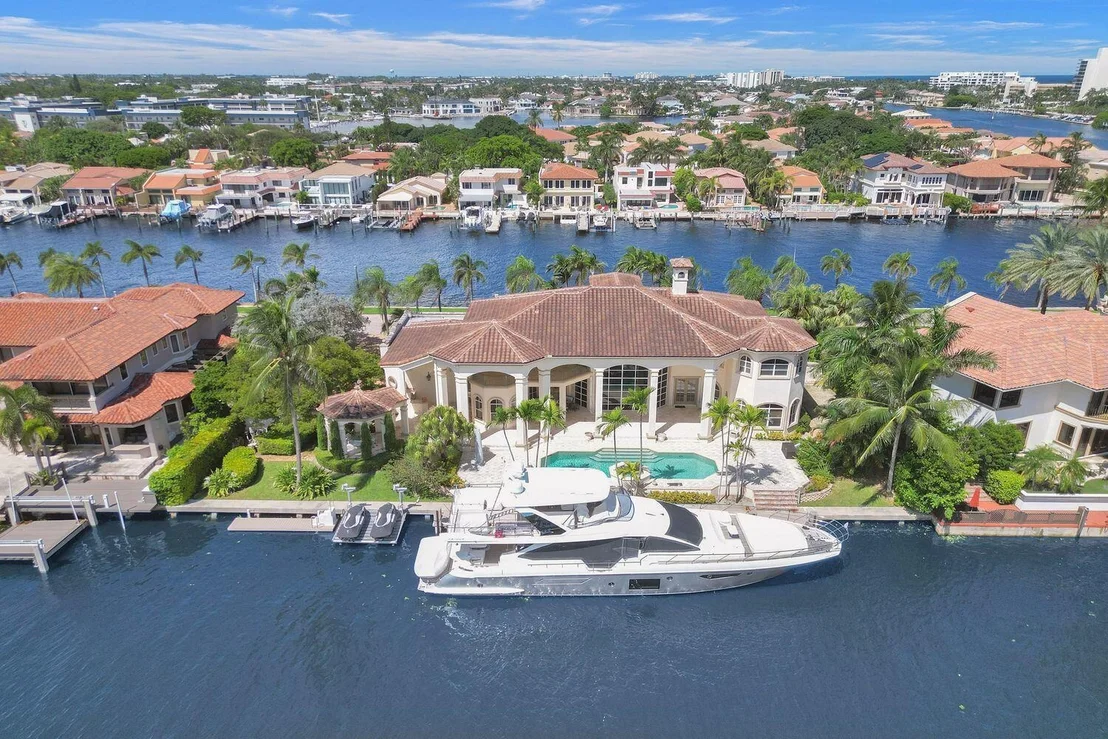 Photo of 890 Lilac Drive
