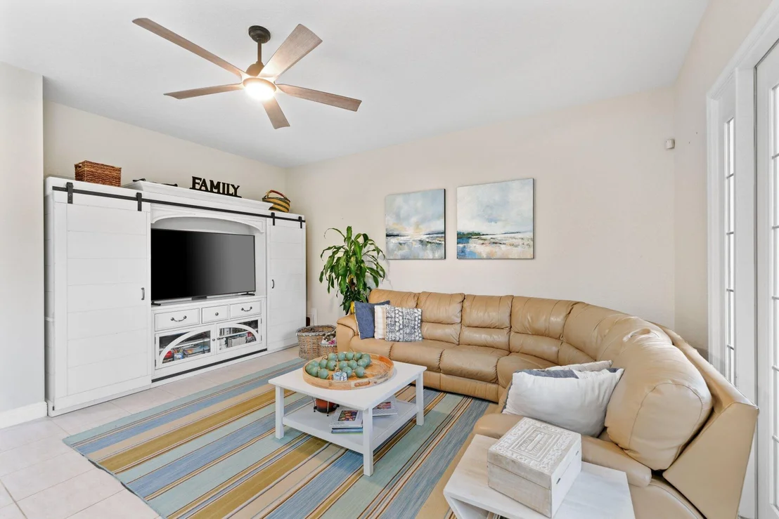 Photo of 19090 Skyridge Circle