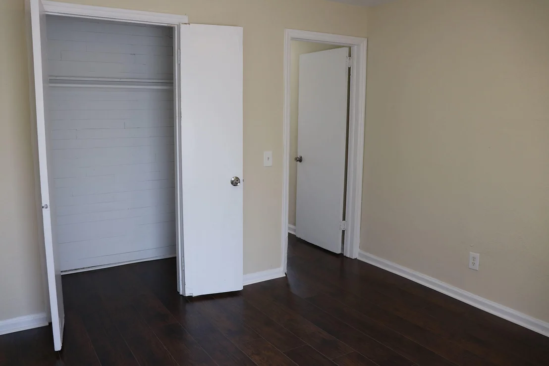 Photo of 1007 SE Se 3rd Street