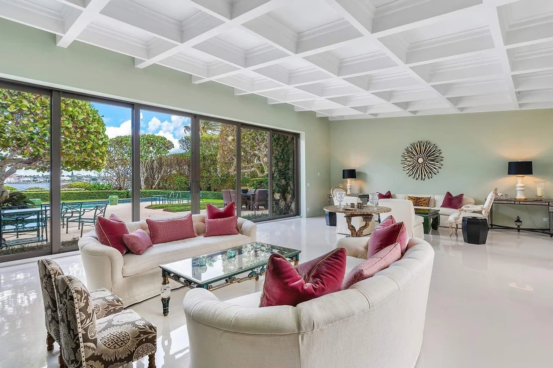 Photo of 748 Island Drive