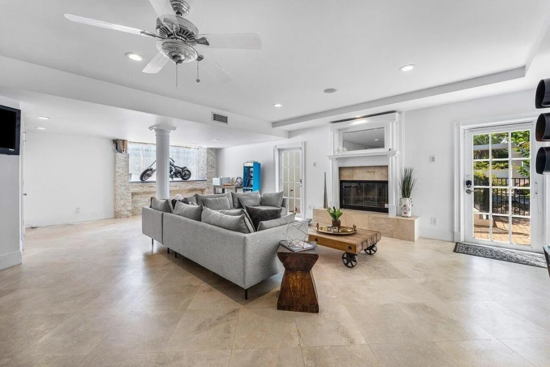 Photo of 6080 Old Ocean Boulevard