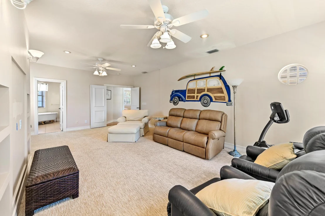 Photo of 8817 SE Compass Island Way