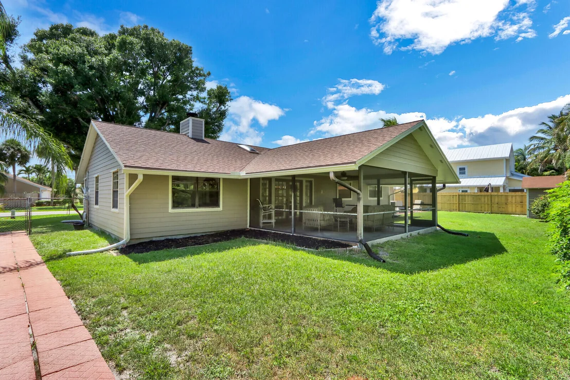 Photo of 713 Warren Drive