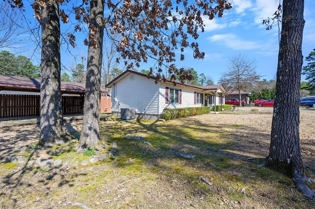 Photo of 908 Circle Drive