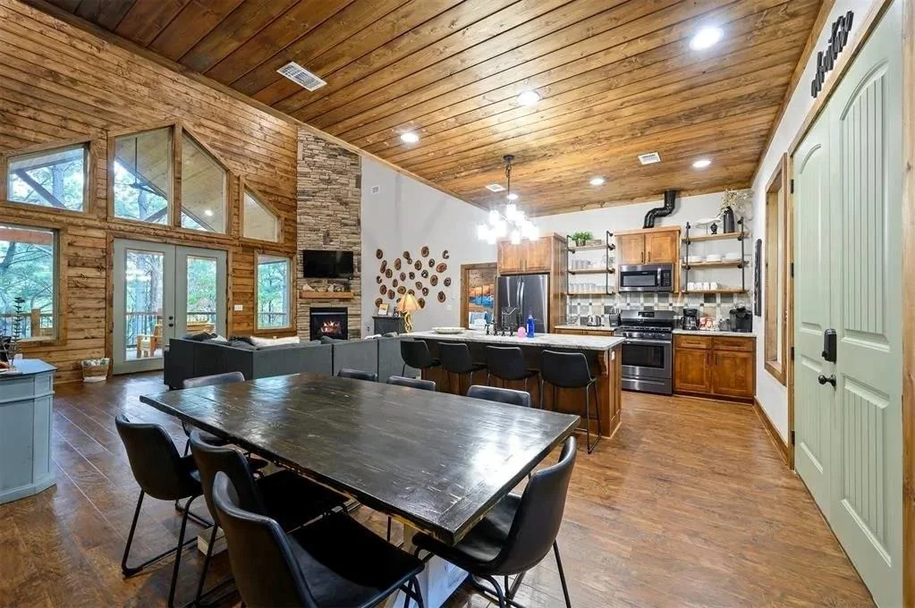 Photo of 1201 Southern Hills Circle