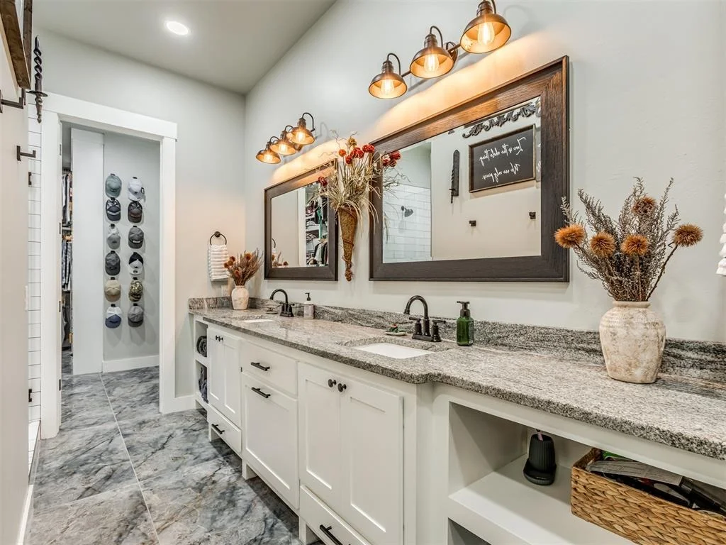 Photo of 135 Dixie Cove