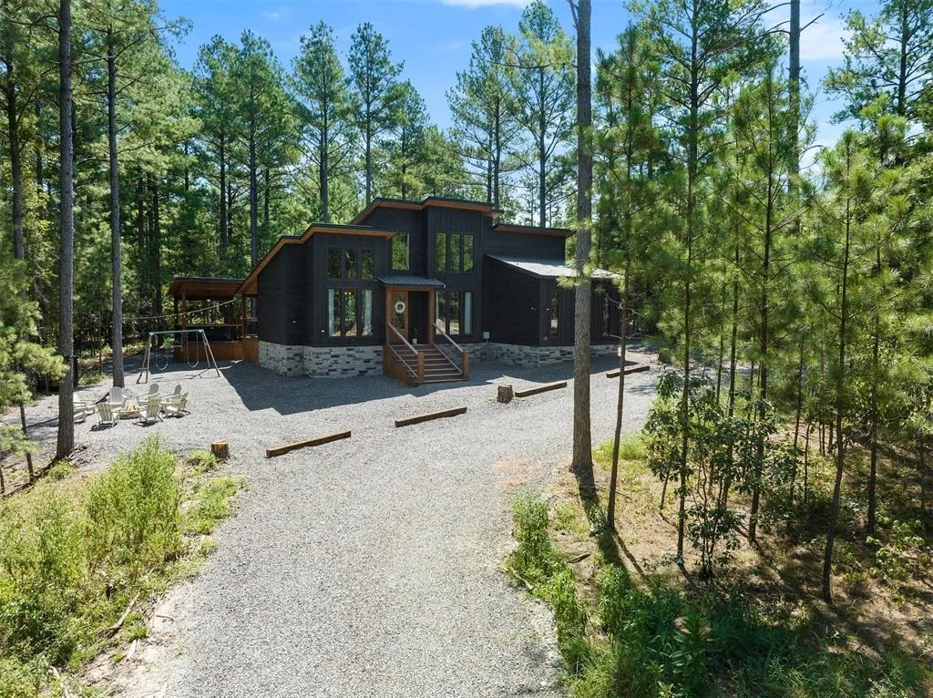 Photo of 24 Boulder Court