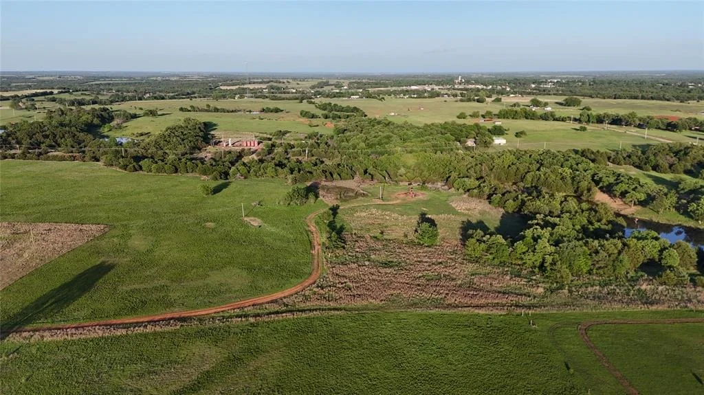 Photo of 10 N 3330 Road