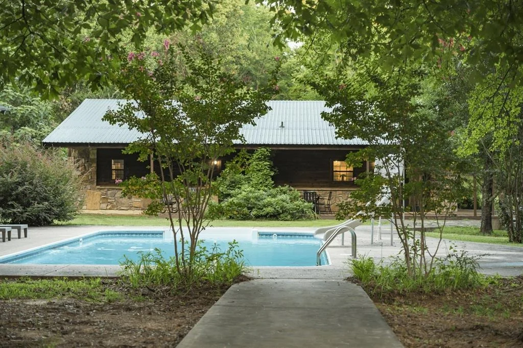 Photo of 2475 Belpine Loop