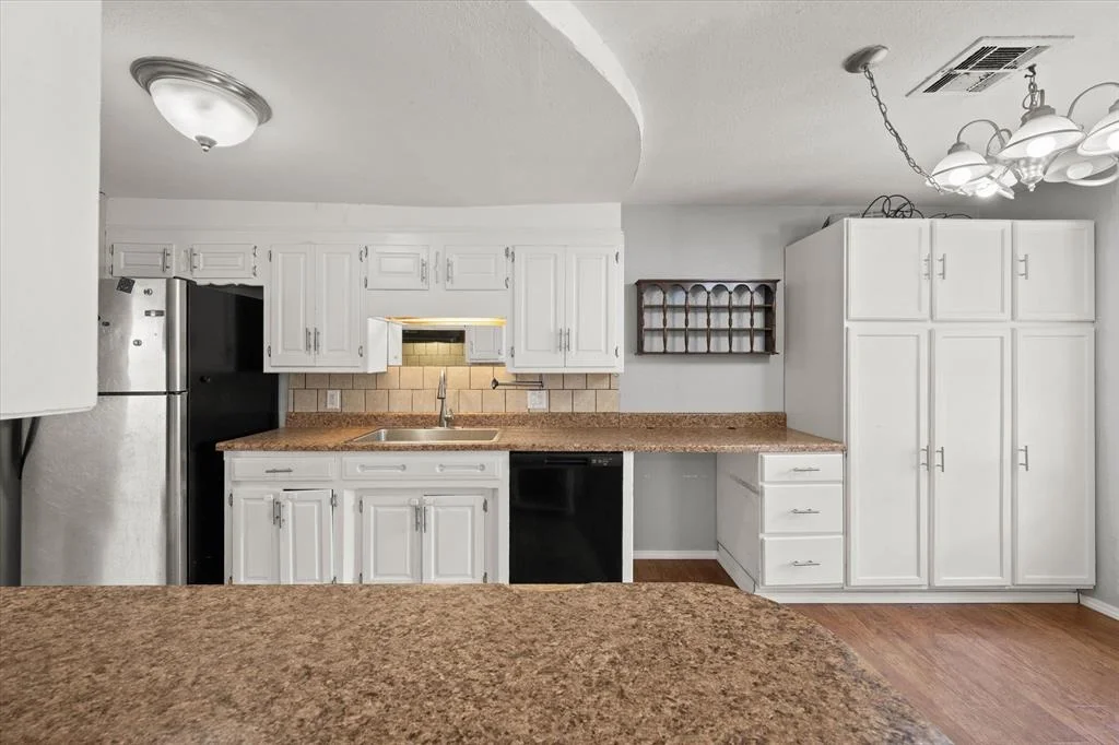 Photo of 2232 Laneway Drive