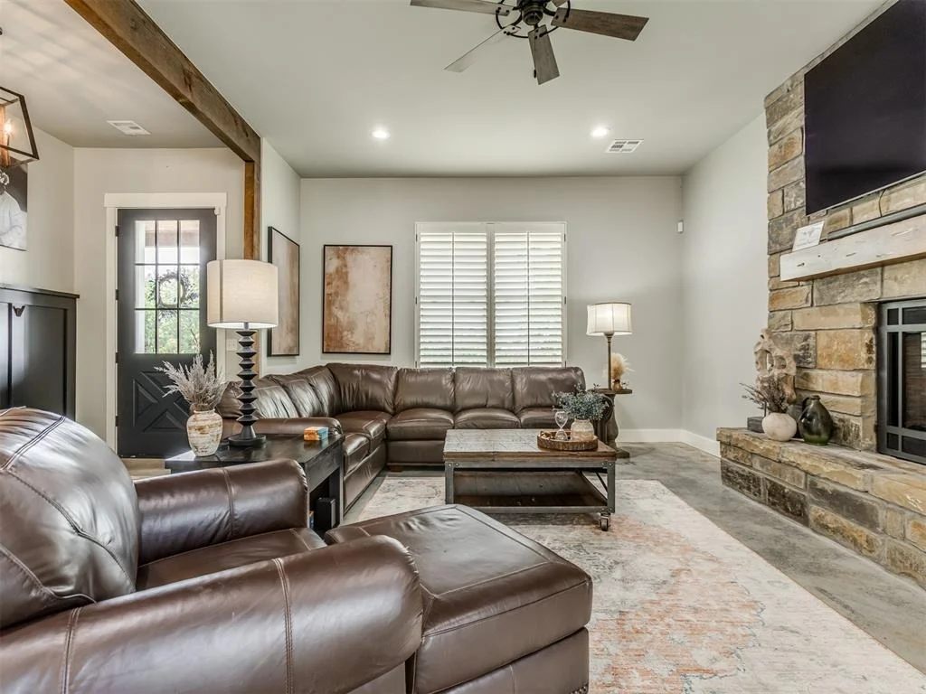 Photo of 135 Dixie Cove
