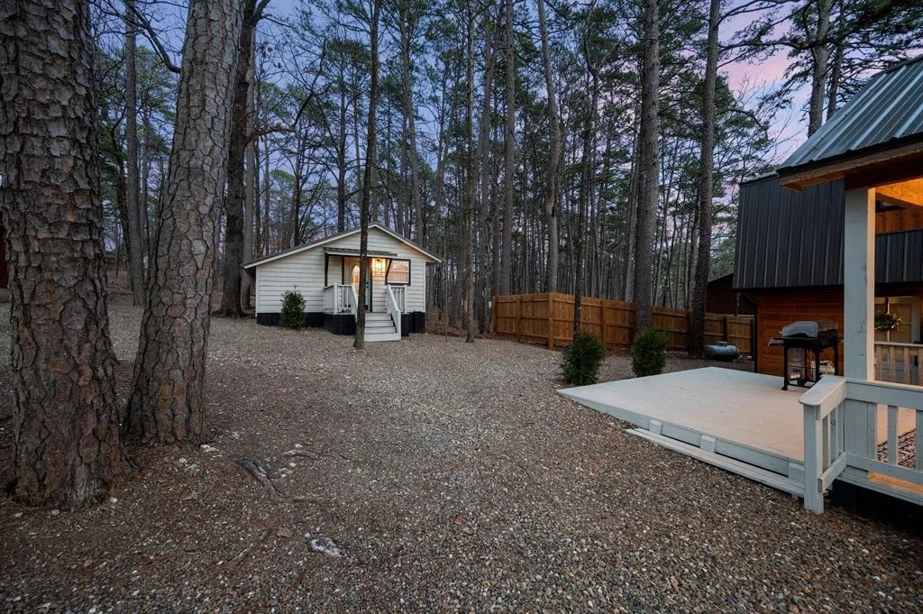 Photo of 655 Chinook Road