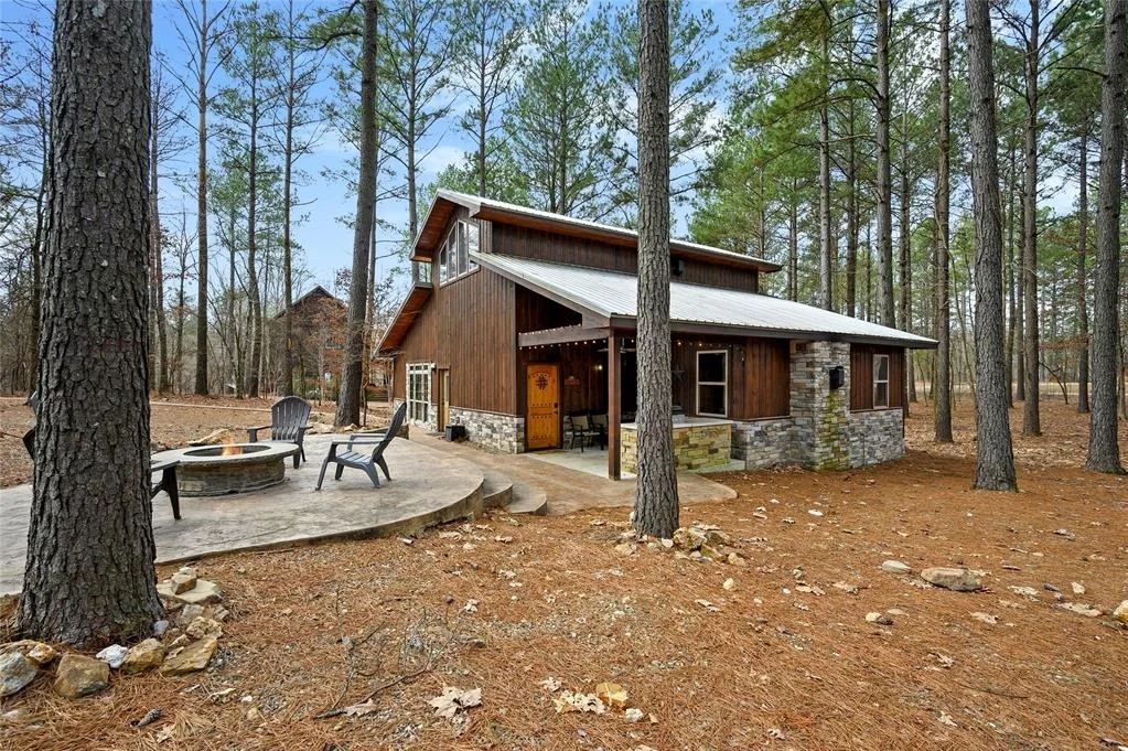 Photo of 44 Blue  Ivey Circle