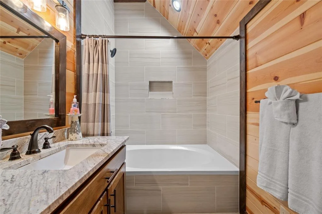 Photo of 136 Scrub Oak Trail