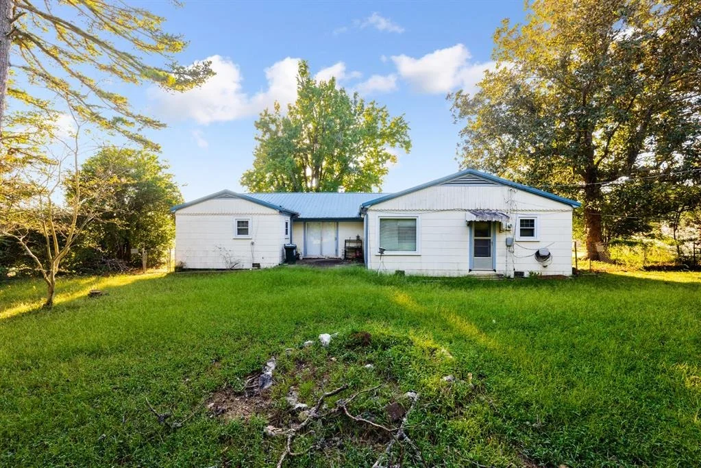 Photo of 200 Campbell Street