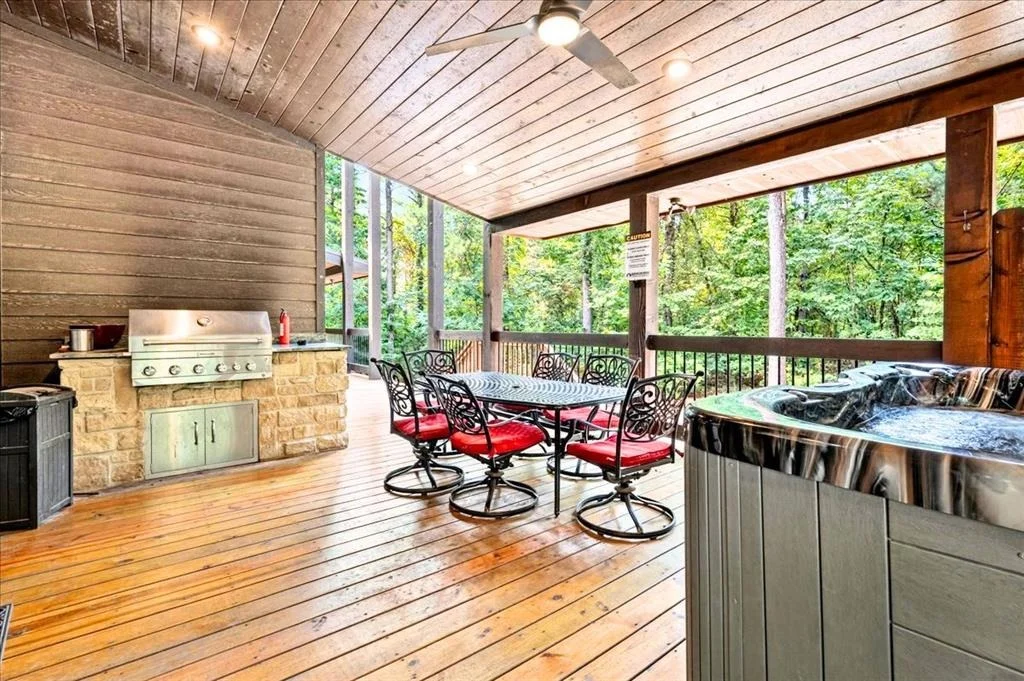 Photo of 32 Hickory Leaf Trail