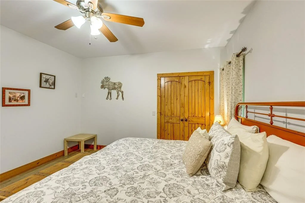 Photo of 5589 Cress Road
