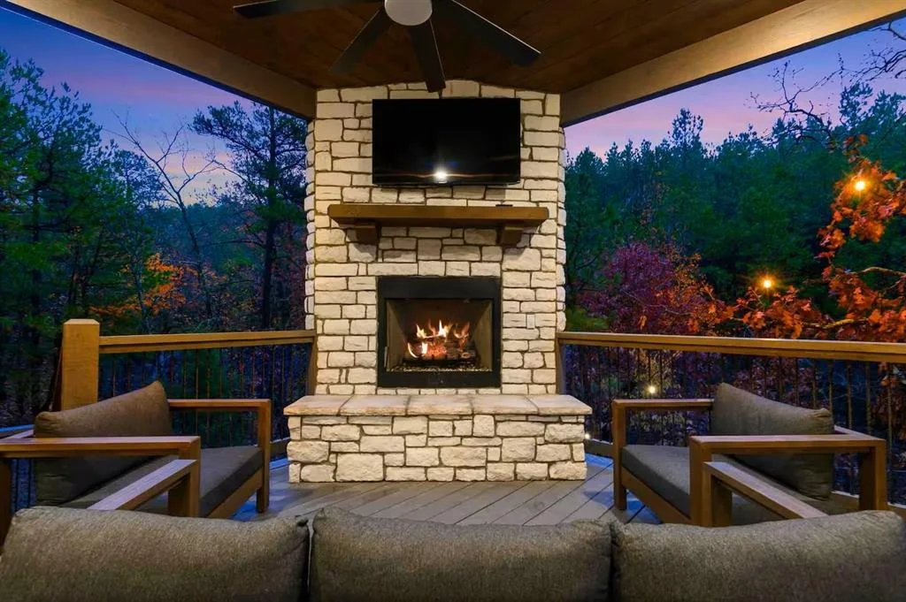 Photo of 836 Timberline Trail