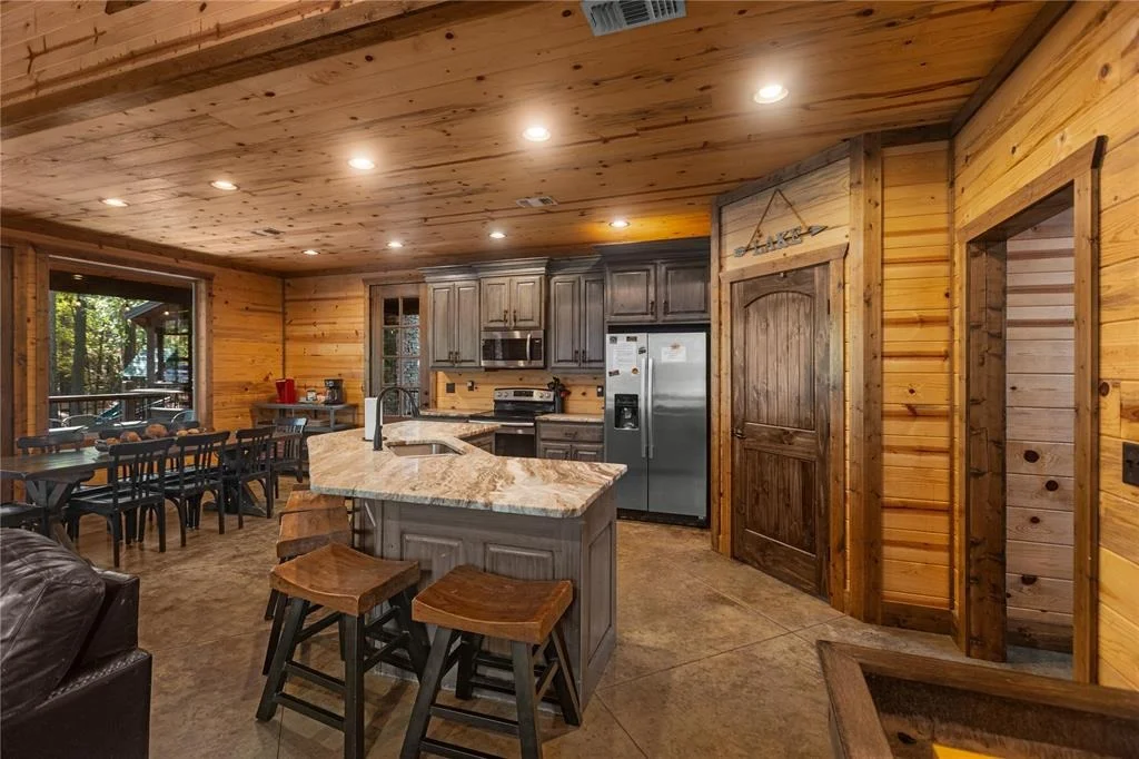 Photo of 322 Oak Stone Lane