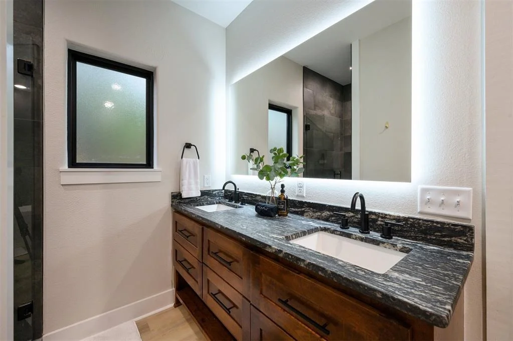 Photo of 756 Timberline Trail