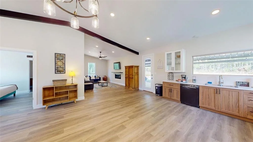 Photo of 19 Alamo Road