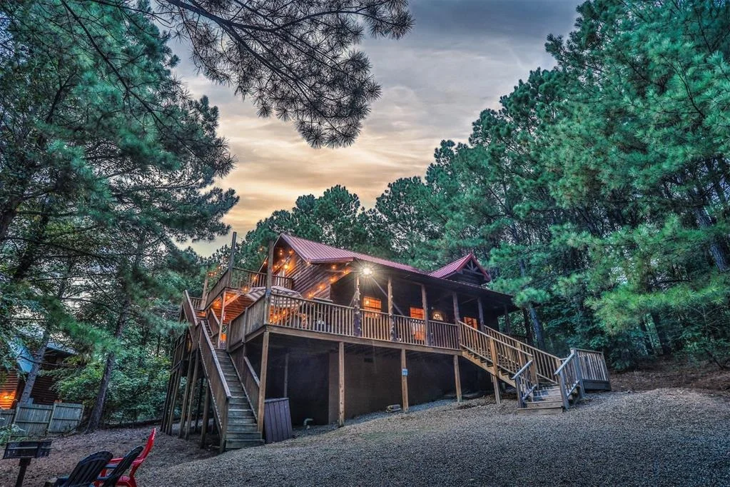 Photo of 411 Deer Creek Trail