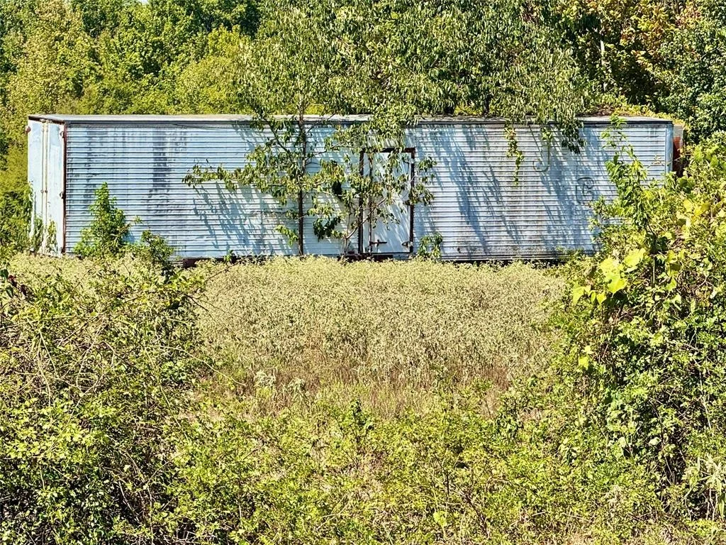 Photo of 2306 Ironstob Road
