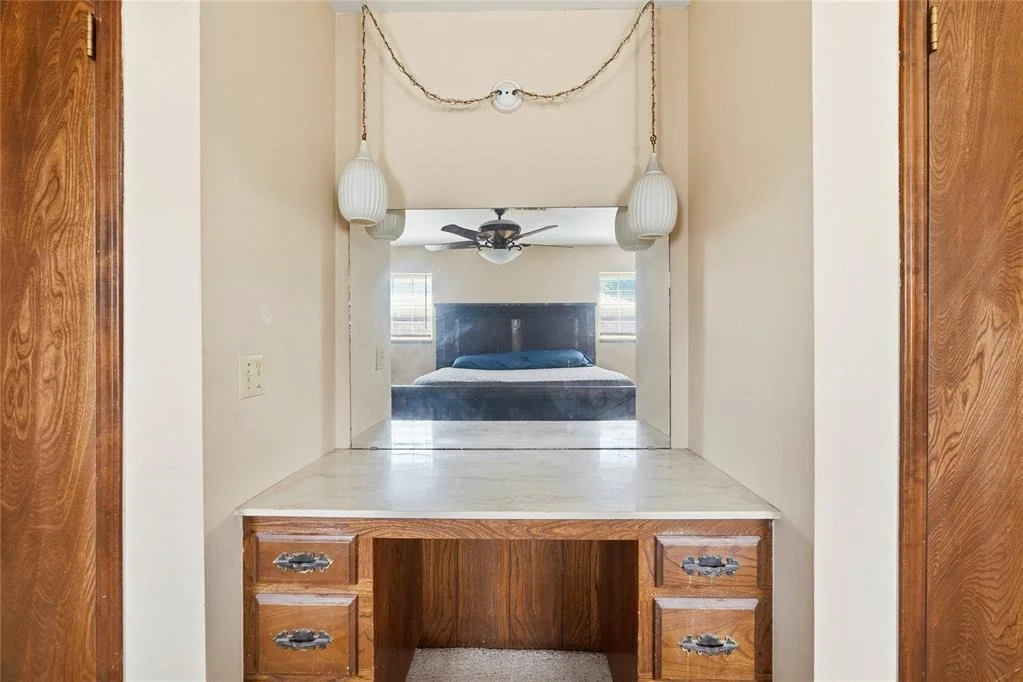 Photo of 537 Sunset Drive