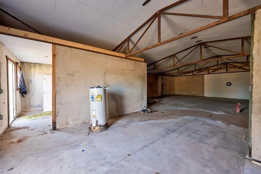 Photo of 18501 Coker Road