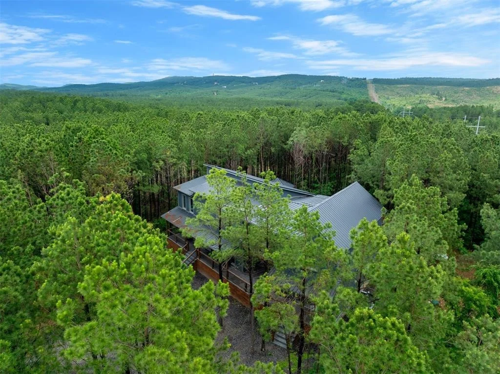 Photo of 910 Timbuktu Trail