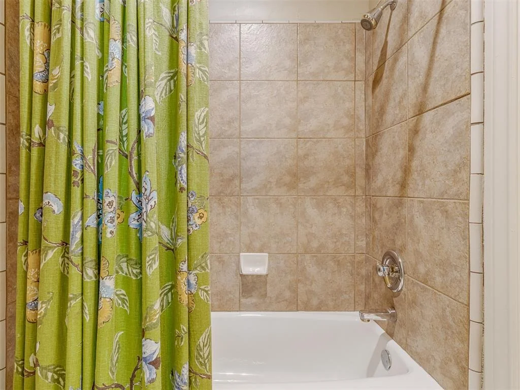 Photo of 14808 Maplelake Drive