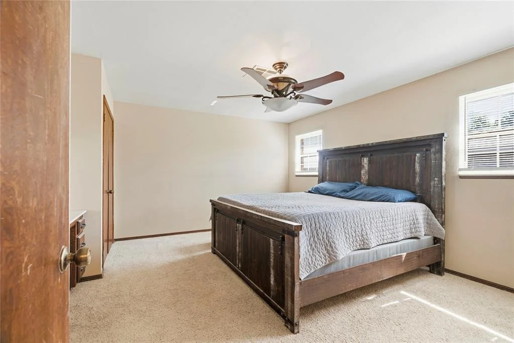 Photo of 537 Sunset Drive