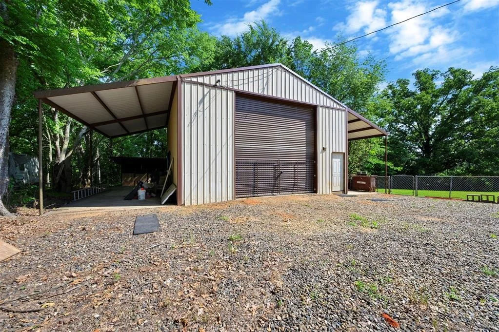 Photo of 555 Skipjack Road