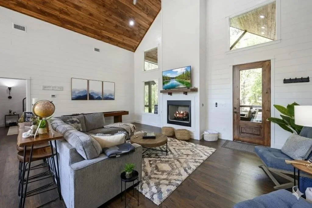 Photo of 285 Bear Pine Trail