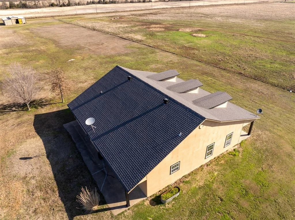 Photo of 409748 E 1160 Road