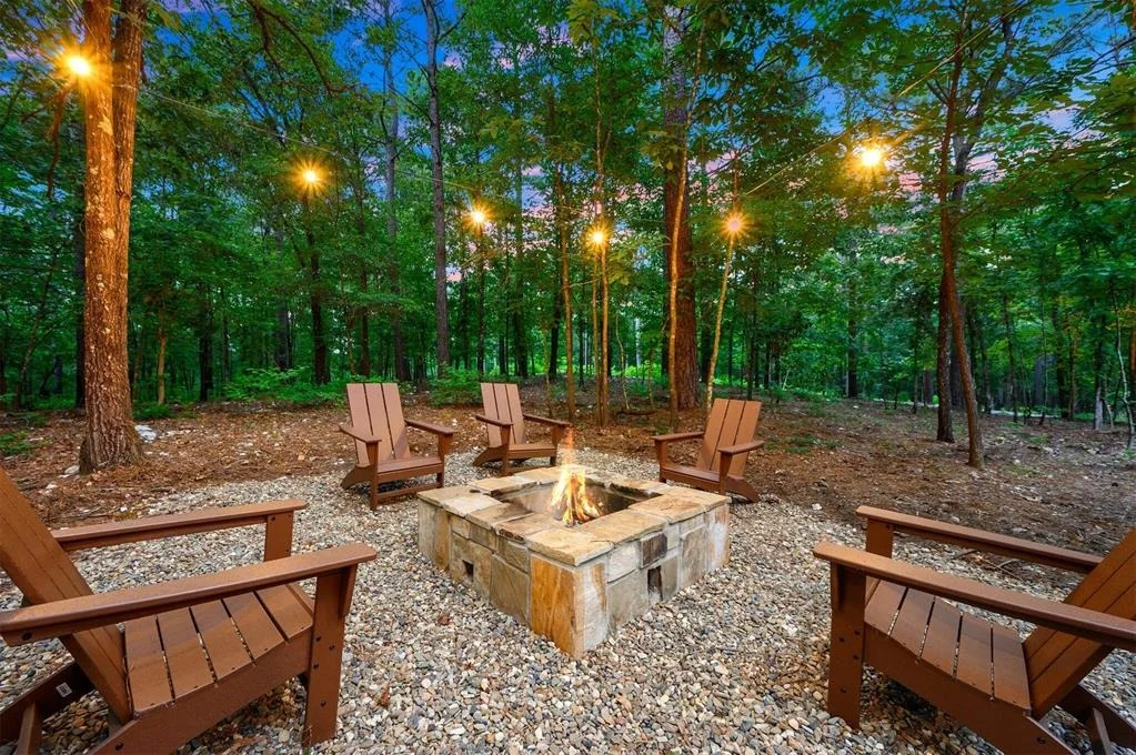 Photo of 590 Three Creeks Road