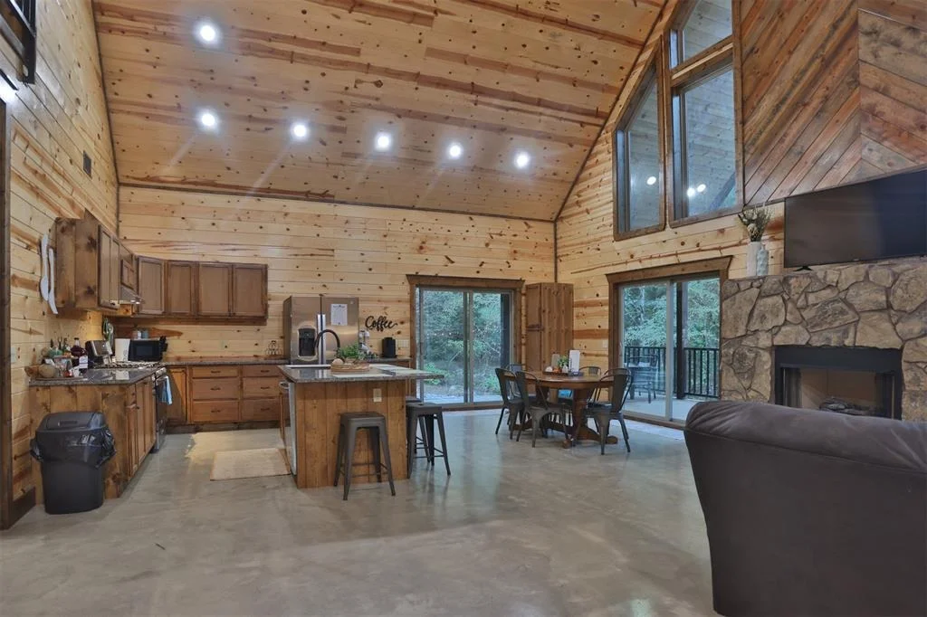Photo of 108 Bear Elm Trail