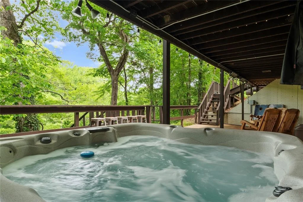 Photo of 868 Red Fox Road