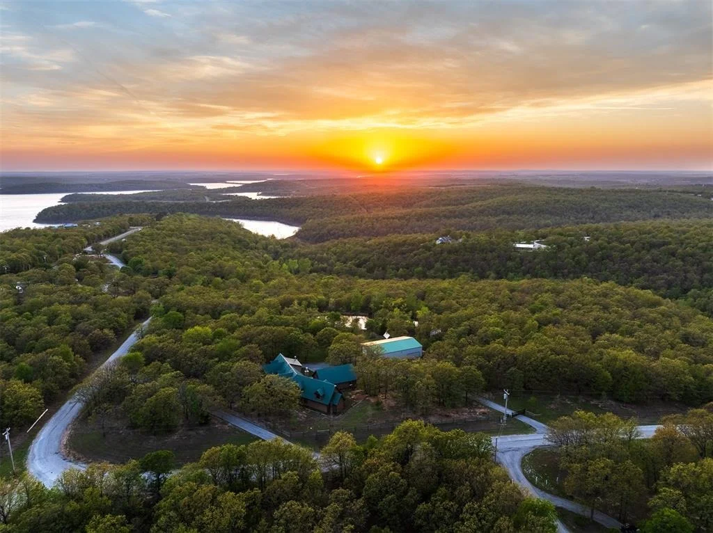Photo of 15700 Holt Road