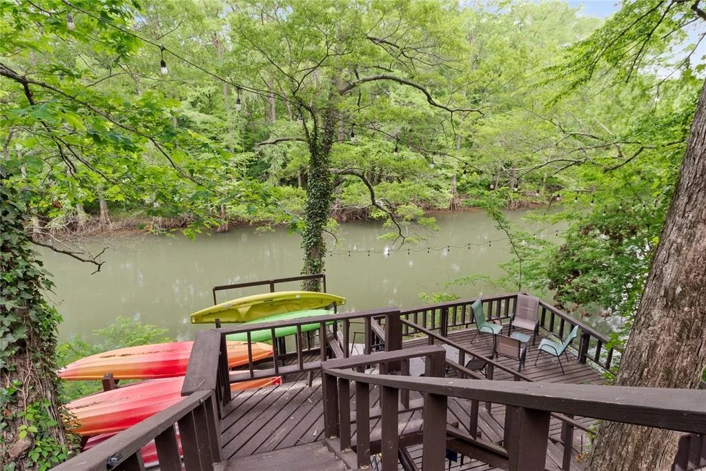 Photo of 868 Red Fox Road