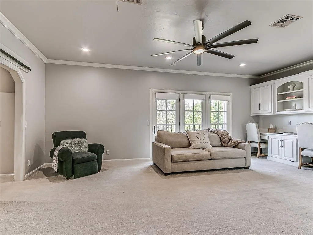 Photo of 18601 Wolf Creek Drive