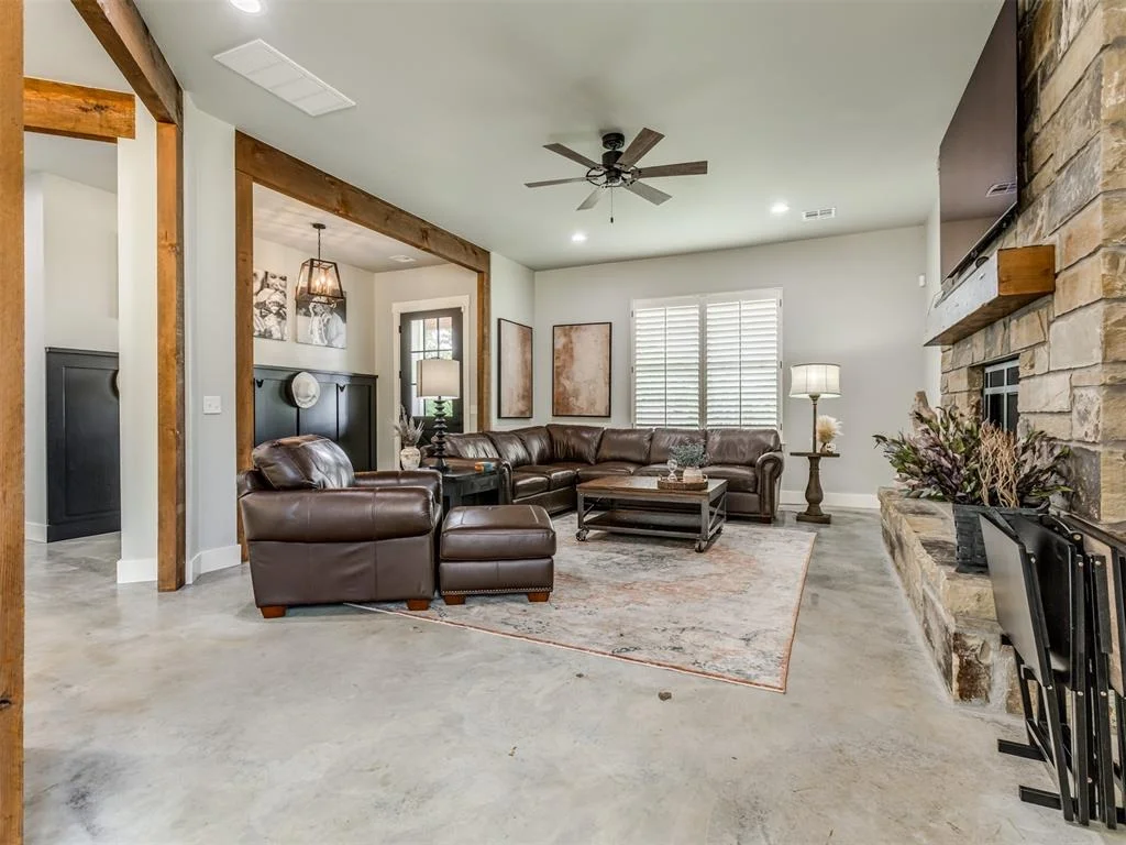 Photo of 135 Dixie Cove