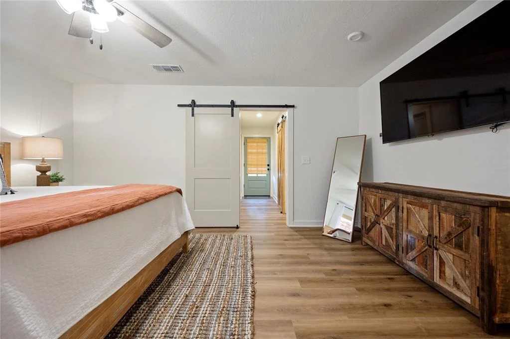Photo of 655 Chinook Road